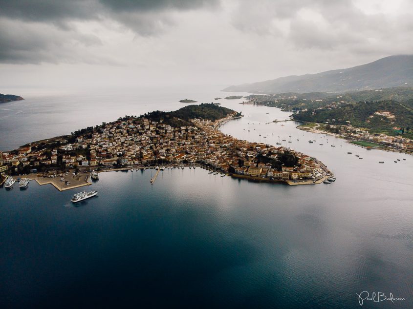 Santorini-Wedding-Photographer, Destination Wedding in Santorini, Wedding Storyteller