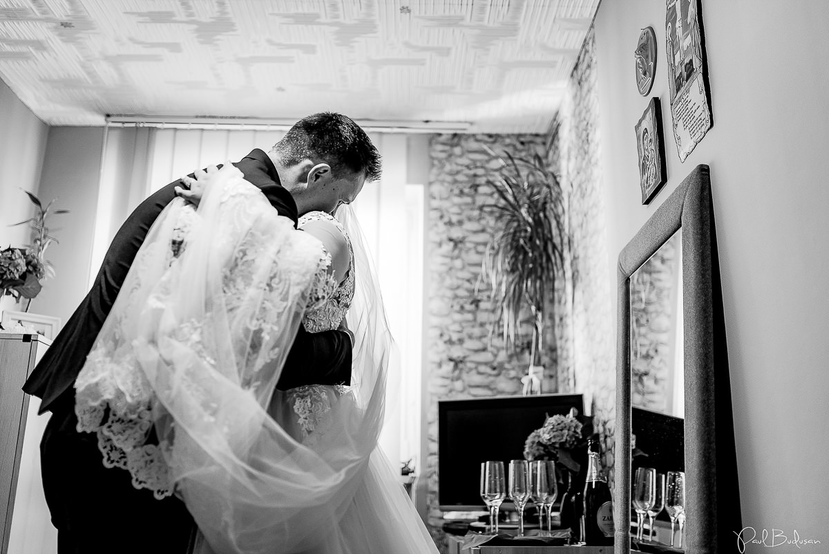 Nunta-la-Cort-Gallery-Wedding-Garden-Targu-Mures-Fotograf-Mures0.jpg