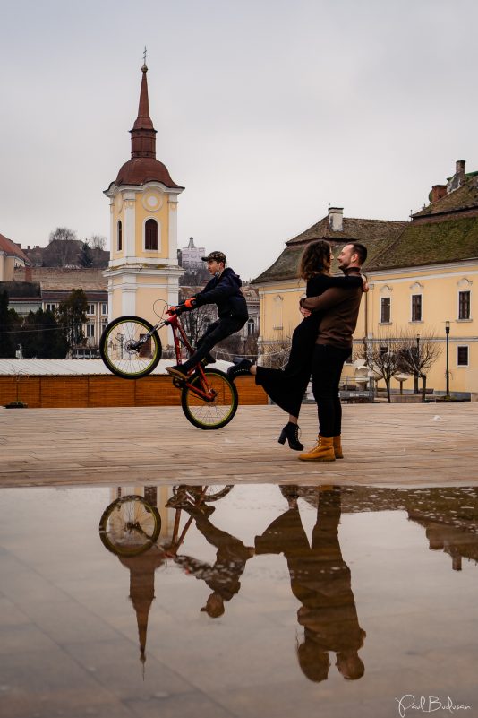 Sedinta foto de cuplu in centru targu mures