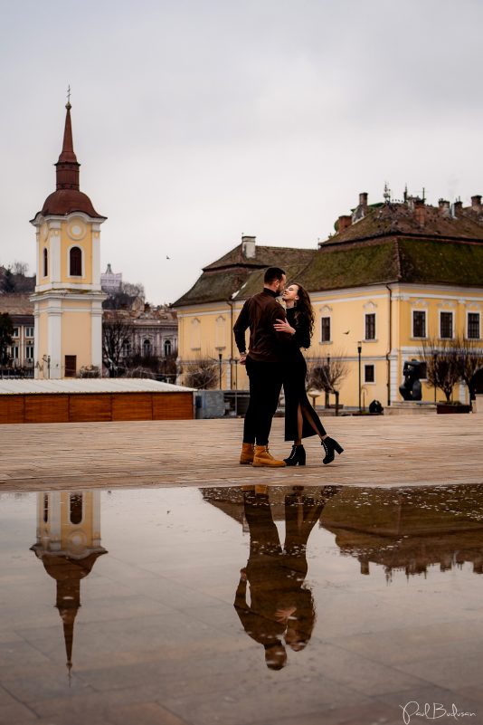 Sedinta foto de cuplu in centru targu mures